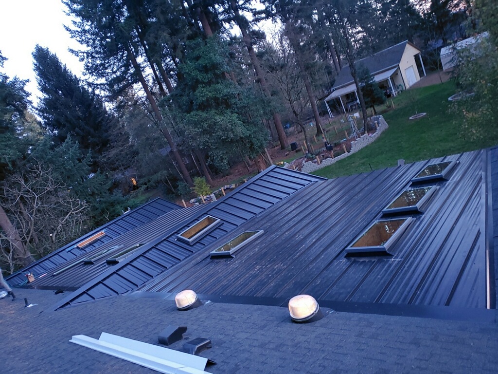 Standing-seam metal roof — ARQ Roofing