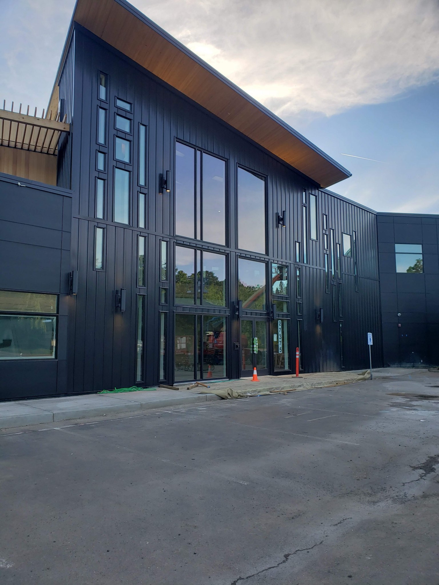 Standing-seam metal roof — ARQ Roofing