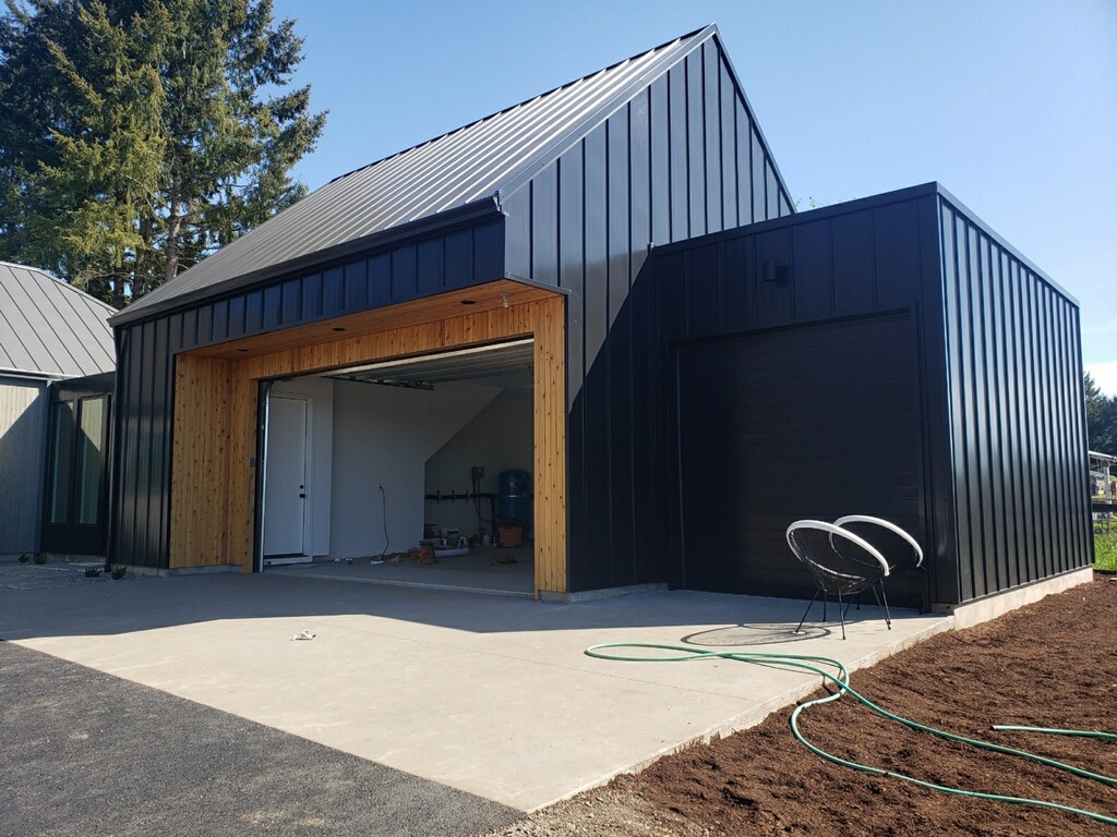 Standing-seam metal roof — ARQ Roofing